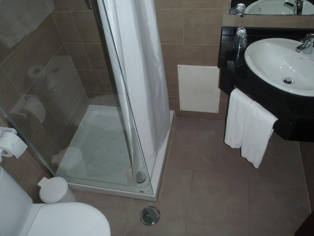 Hotel Romba Ourique Bagian luar foto