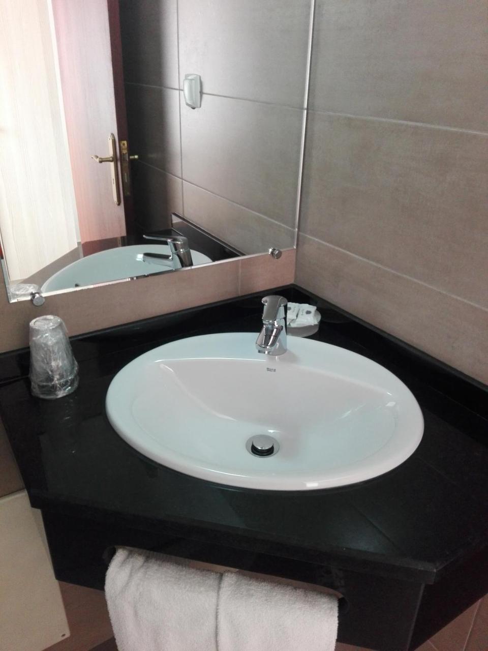 Hotel Romba Ourique Bagian luar foto