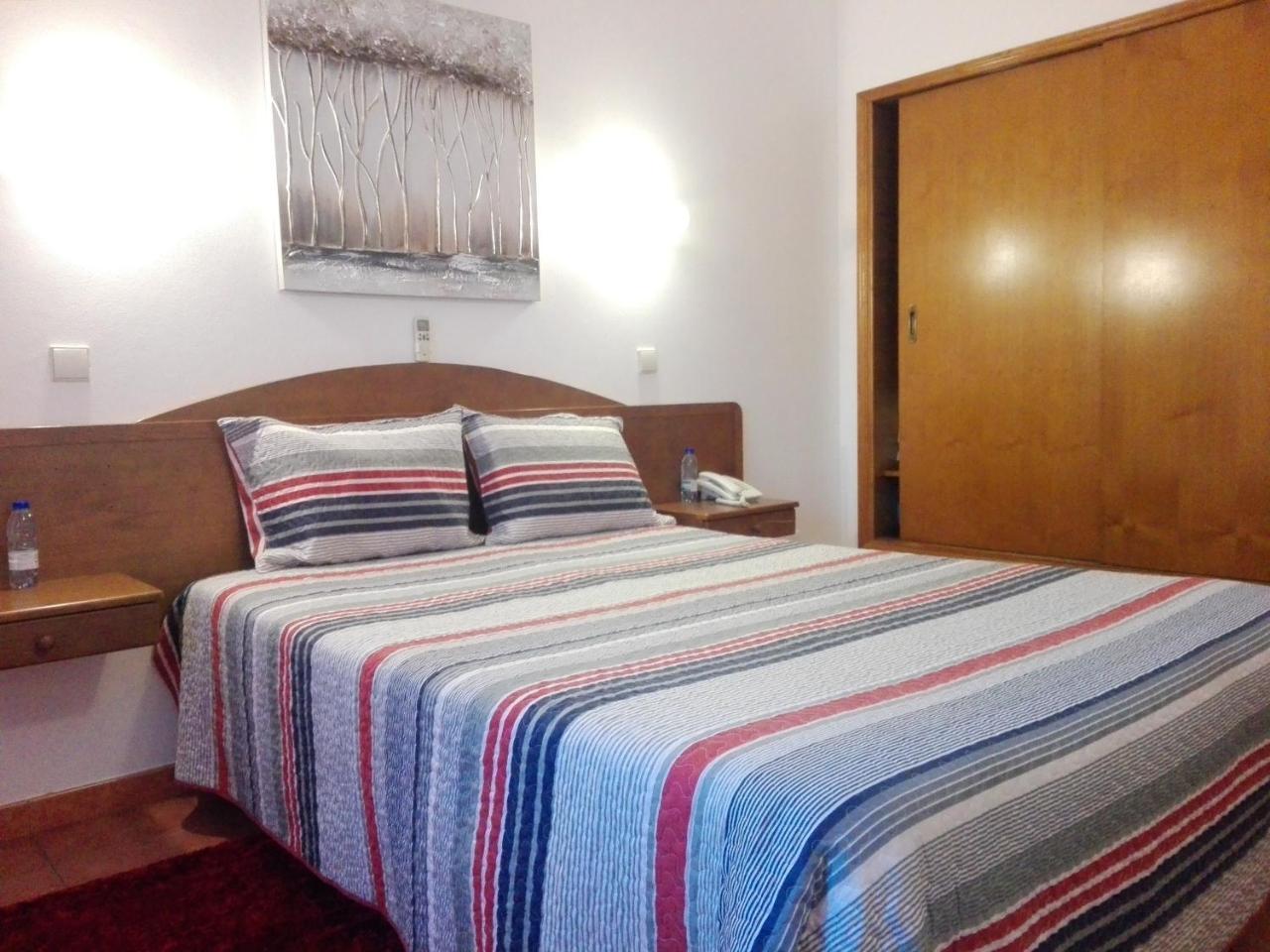 Hotel Romba Ourique Bagian luar foto
