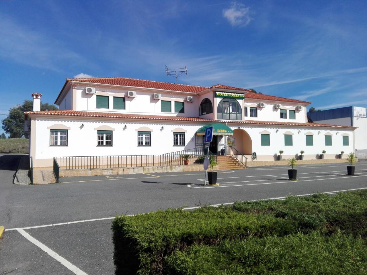 Hotel Romba Ourique Bagian luar foto