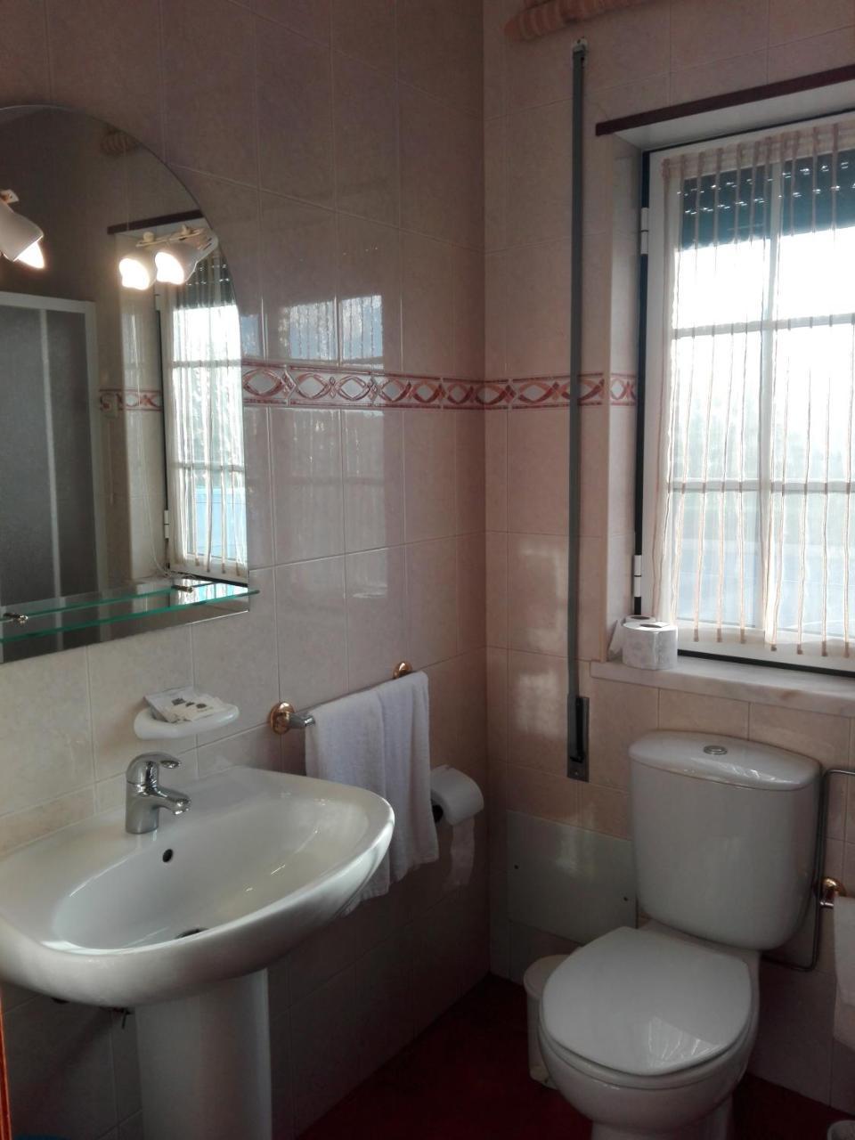 Hotel Romba Ourique Bagian luar foto